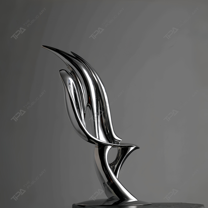 Sculpture en acier inoxydable commandée 
